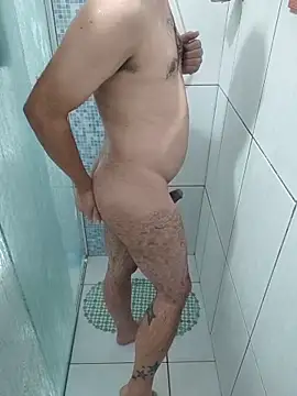 markusx215 online show from 12/21/25, 11:38