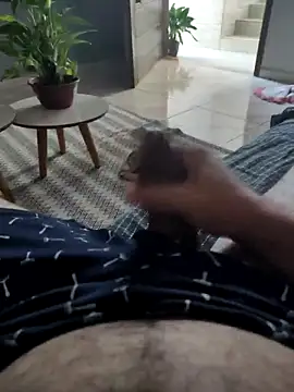 markusx215 online show from 11/29/25, 07:58