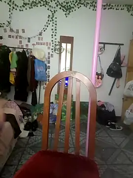 Snapshot of xlalitaxxx chatting on 03/11/25, 02:42 xlalitaxxx online show from 03/11/25, 02:42