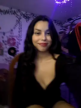 Snapshot of xlalitaxxx chatting on 01/03/25, 07:06 xlalitaxxx online show from 01/03/25, 07:06