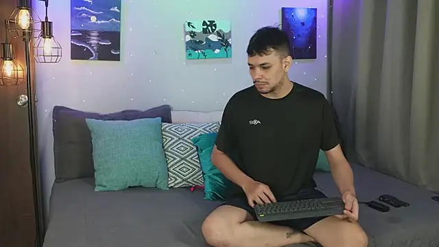 Cleoanubis- online show from 11/02/25, 05:45