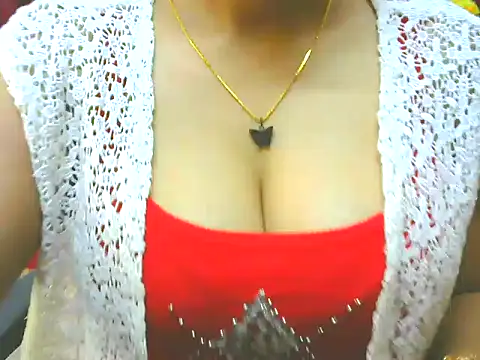 Snapshot of ishmita99 chatting on 01/19/25, 05:28 ishmita99 online show from 01/19/25, 05:28