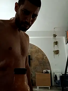 litleboy92 online show from 10/31/25, 01:13