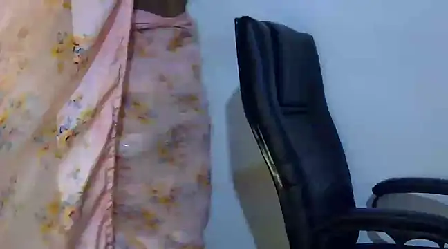 lola-   online show from 12/12/24, 07:15