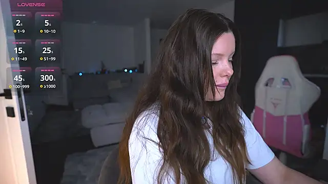 Snapshot of Your_Sweet_Julia chatting on 03/25/26, 04:56 Your Sweet Julia online show from 03/25/26, 04:56