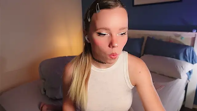 Ayra Lust online show from 03/29/26, 01:46