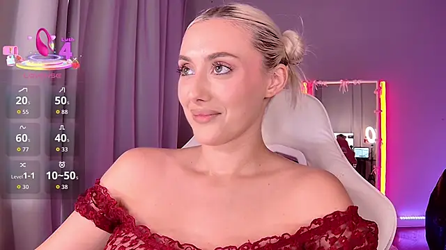 Snapshot of LoryWood chatting on 03/21/26, 03:49 LoryWood online show from 03/21/26, 03:49