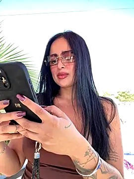 Snapshot of Alexandra_duque chatting on 09/20/25, 08:58 Alexandra duque online show from 09/20/25, 08:58