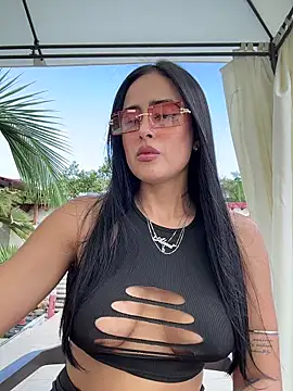 Snapshot of Alexandra_duque chatting on 11/01/25, 08:36 Alexandra duque online show from 11/01/25, 08:36