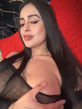 Snapshot of Alexandra_duque chatting on 11/27/25, 08:20 Alexandra duque online show from 11/27/25, 08:20