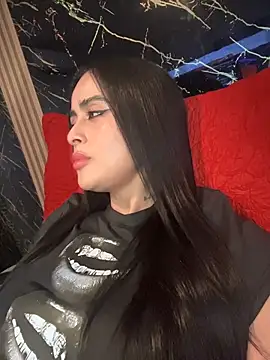 Snapshot of Alexandra_duque chatting on 11/29/25, 08:31 Alexandra duque online show from 11/29/25, 08:31