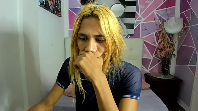 Brisahott online show from 02/12/25, 02:21