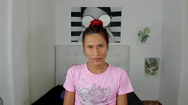 Brisahott online show from 11/07/25, 01:32