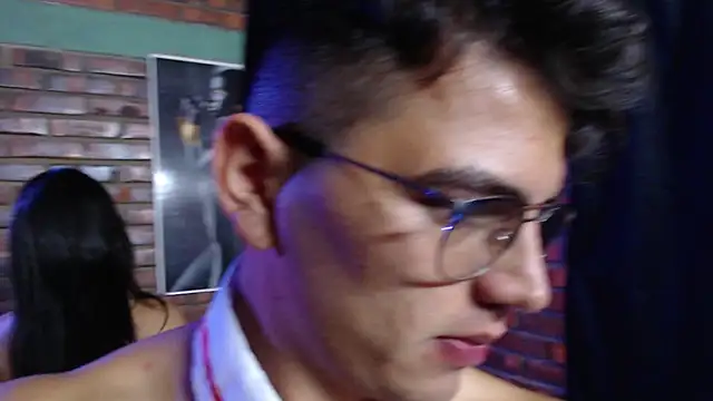 Snapshot of UNIVERSAL_SEXX_ chatting on 12/12/24, 09:30 UNIVERSAL SEXX online show from 12/12/24, 09:30