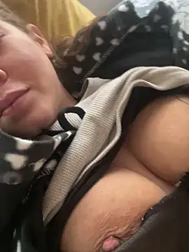 andreinitahg online show from 01/03/25, 01:35