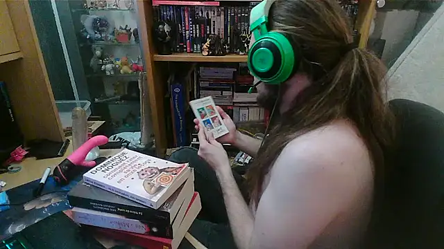 nicolasdumand21 online show from 02/17/25, 07:55