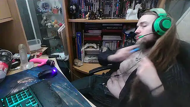 nicolasdumand21 online show from 02/20/25, 08:47