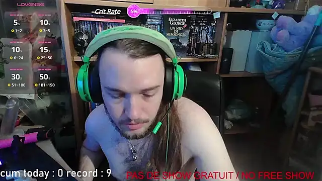 nicolasdumand21 online show from 02/10/25, 03:42