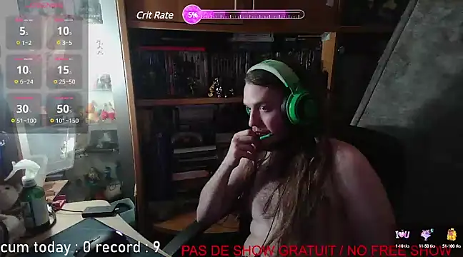 nicolasdumand21 online show from 02/06/25, 09:49