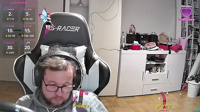 larsgessner30 online show from 11/13/25, 09:19