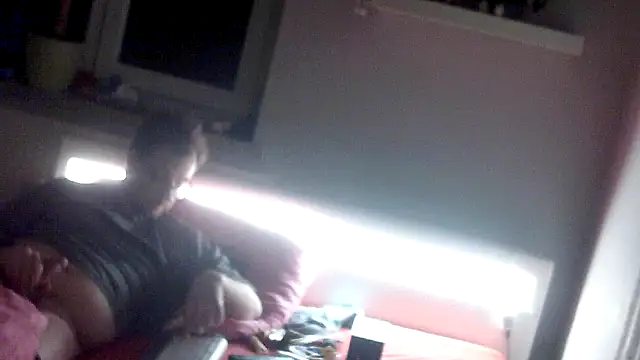 larsgessner30 online show from 02/04/26, 01:55