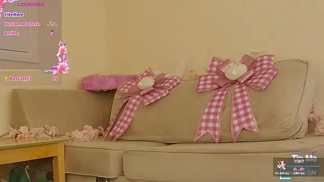 Milky flexy cat online show from 06/12/26, 02:37