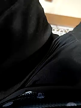 Snapshot of sat_1234 chatting on 01/23/25, 12:25 sat 1234 online show from 01/23/25, 12:25