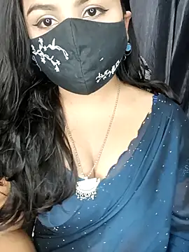 Snapshot of Tanvi-patil chatting on 06/14/26, 04:30 Tanvi-patil online show from 06/14/26, 04:30