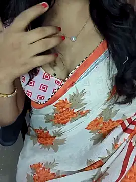 Snapshot of Tanvi-patil chatting on 02/12/25, 03:49 Tanvi-patil online show from 02/12/25, 03:49