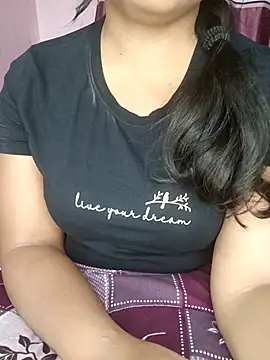 Tanvi-patil online show from 02/06/26, 04:58