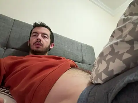 Snapshot of laynufff chatting on 04/01/26, 05:31 laynufff online show from 04/01/26, 05:31