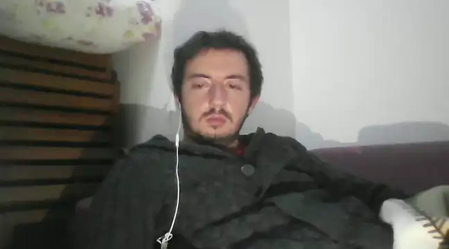 Snapshot of laynufff chatting on 02/09/25, 12:39 laynufff online show from 02/09/25, 12:39