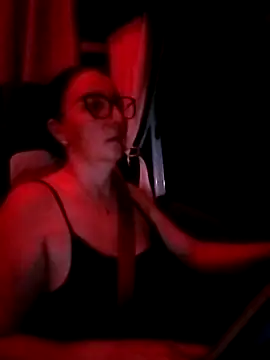 Snapshot of cuplubijoanna chatting on 11/14/25, 04:16 cuplubijoanna online show from 11/14/25, 04:16