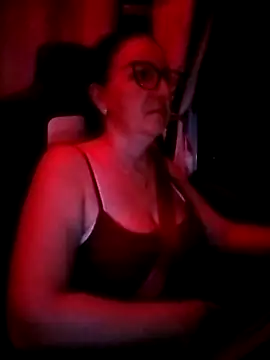 Snapshot of cuplubijoanna chatting on 11/29/25, 04:23 cuplubijoanna online show from 11/29/25, 04:23