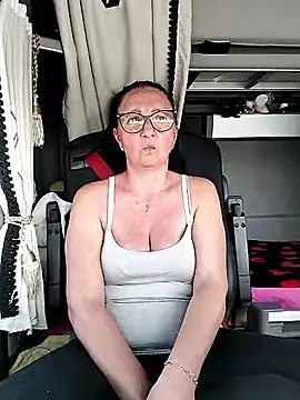 cuplubijoanna online show from 04/15/26, 01:59