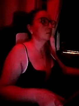 Snapshot of cuplubijoanna chatting on 11/12/25, 08:34 cuplubijoanna online show from 11/12/25, 08:34