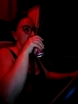 Snapshot of cuplubijoanna chatting on 11/27/25, 04:02 cuplubijoanna online show from 11/27/25, 04:02