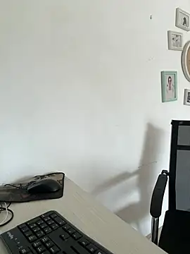 Snapshot of palzkybi123 chatting on 07/11/26, 01:50 palzkybi123 online show from 07/11/26, 01:50