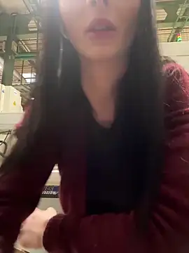 Snapshot of hrnxyygirl chatting on 12/17/24, 02:55 hrnxyygirl online show from 12/17/24, 02:55