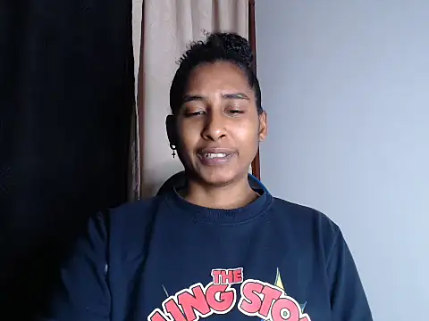 yohatinelly07 online show from 06/04/26, 07:46
