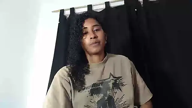 yohatinelly07 online show from 02/13/26, 08:03