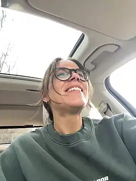 JuicyFruits93 online show from 03/22/25, 08:40