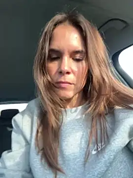 JuicyFruits93 online show from 12/21/25, 10:28