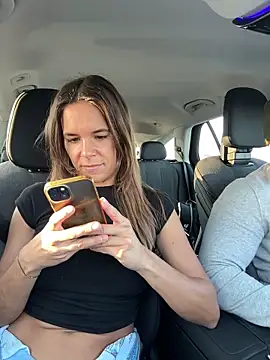 JuicyFruits93 online show from 12/15/25, 01:50