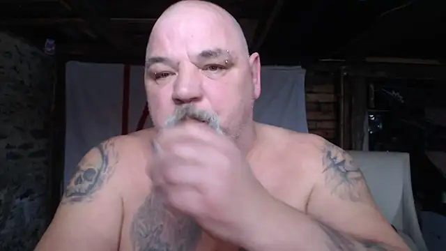 Snapshot of Newfiesausage1972 chatting on 02/20/26, 07:38 Newfiesausage1972 online show from 02/20/26, 07:38