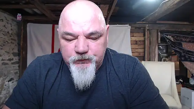 Snapshot of Newfiesausage1972 chatting on 02/19/26, 03:20 Newfiesausage1972 online show from 02/19/26, 03:20