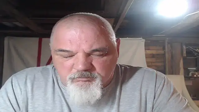 Snapshot of Newfiesausage1972 chatting on 03/11/26, 10:53 Newfiesausage1972 online show from 03/11/26, 10:53