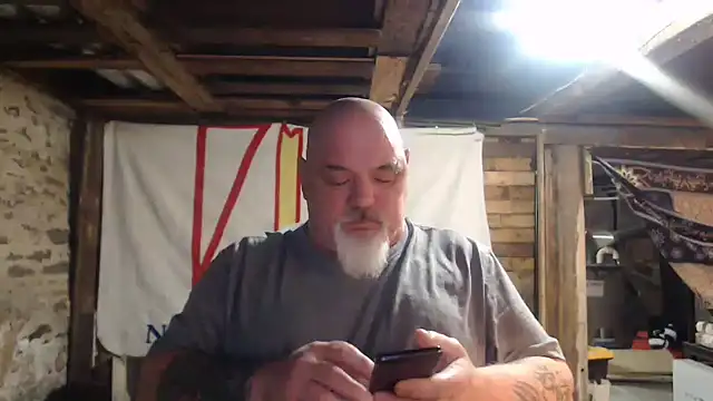 Snapshot of Newfiesausage1972 chatting on 03/20/26, 11:33 Newfiesausage1972 online show from 03/20/26, 11:33