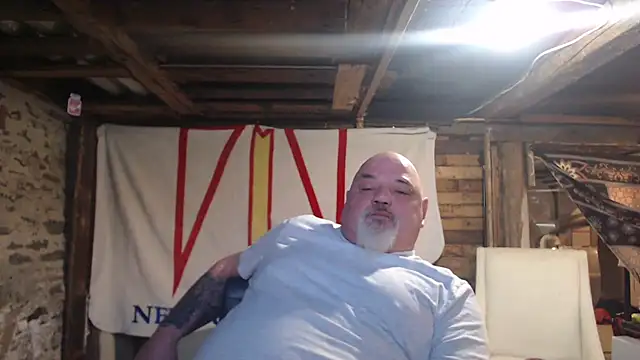 Snapshot of Newfiesausage1972 chatting on 02/13/26, 12:38 Newfiesausage1972 online show from 02/13/26, 12:38