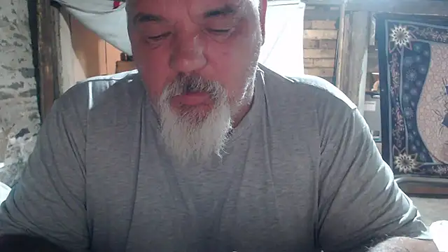 Snapshot of Newfiesausage1972 chatting on 07/11/26, 09:09 Newfiesausage1972 online show from 07/11/26, 09:09